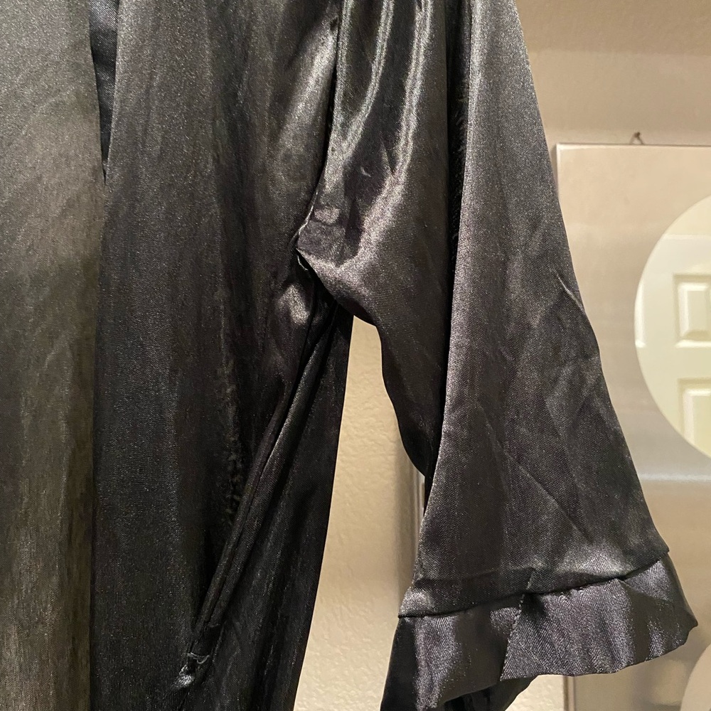 Sexy Sheer Robe - Picture 3 of 4